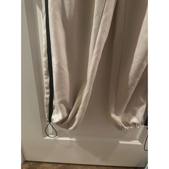 Commence Women's Beige Black Stripe Adjustable Ankle Scuba Fit Joggers Size M - Picture 4 of 13